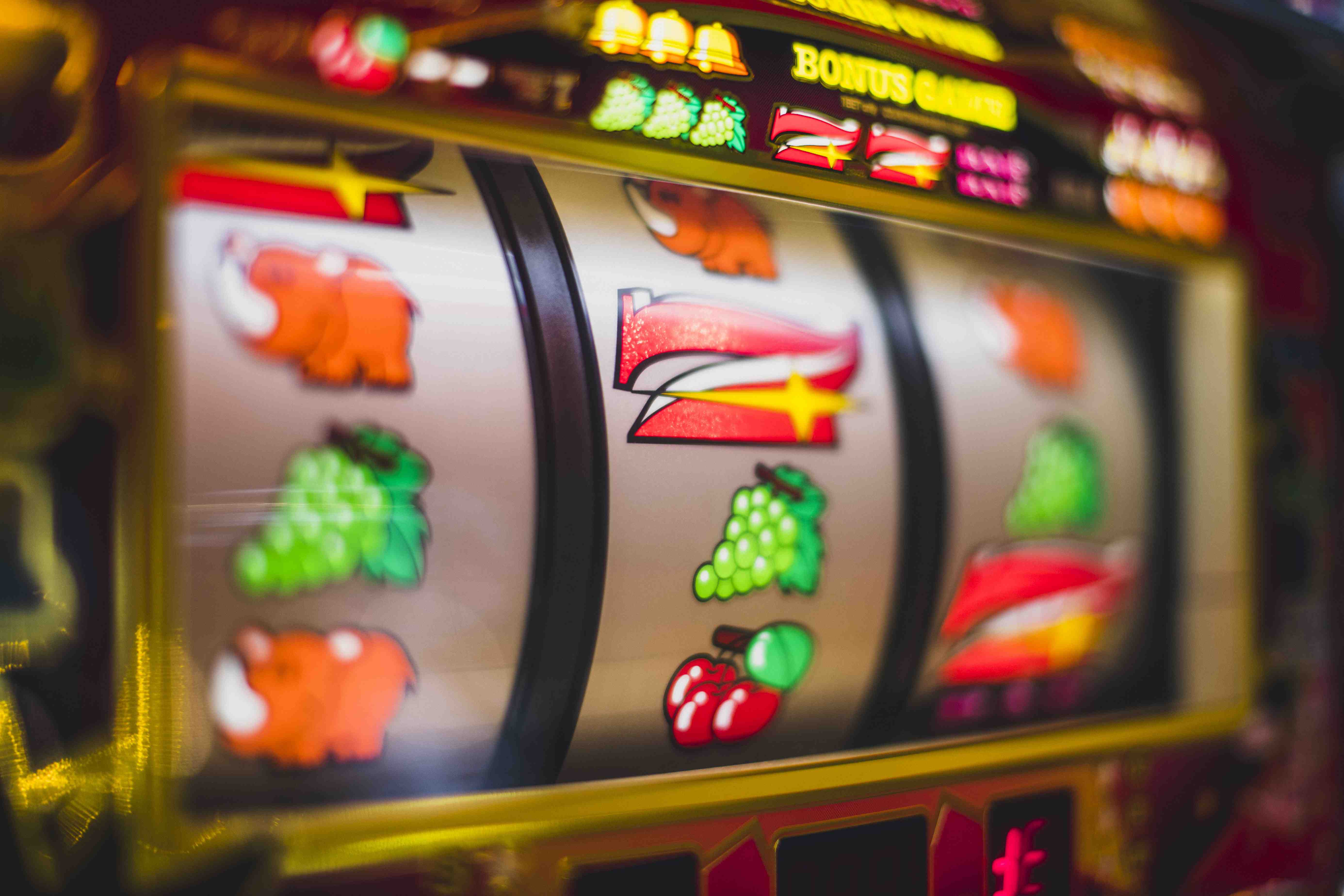 Game Lobby category map connecting live casino guide and safety pages